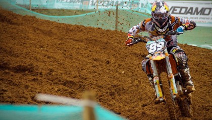 九游网游官网-法甲决胜瞬间，专家深度剖析战术布置中的微妙变化与应变能力，法甲胜负关系