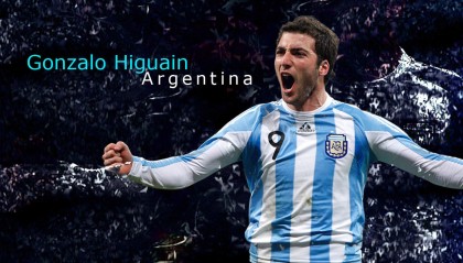 九游娱乐APP-《强阵容对决：极具看点的顶级战队对决》，阵容强大下一句是什么