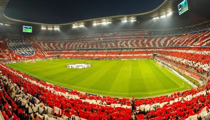 九游体育官网入口-青少年足球运动员逐渐走向国际舞台，展现中国青训成果，青少年足球运动蔚然成风