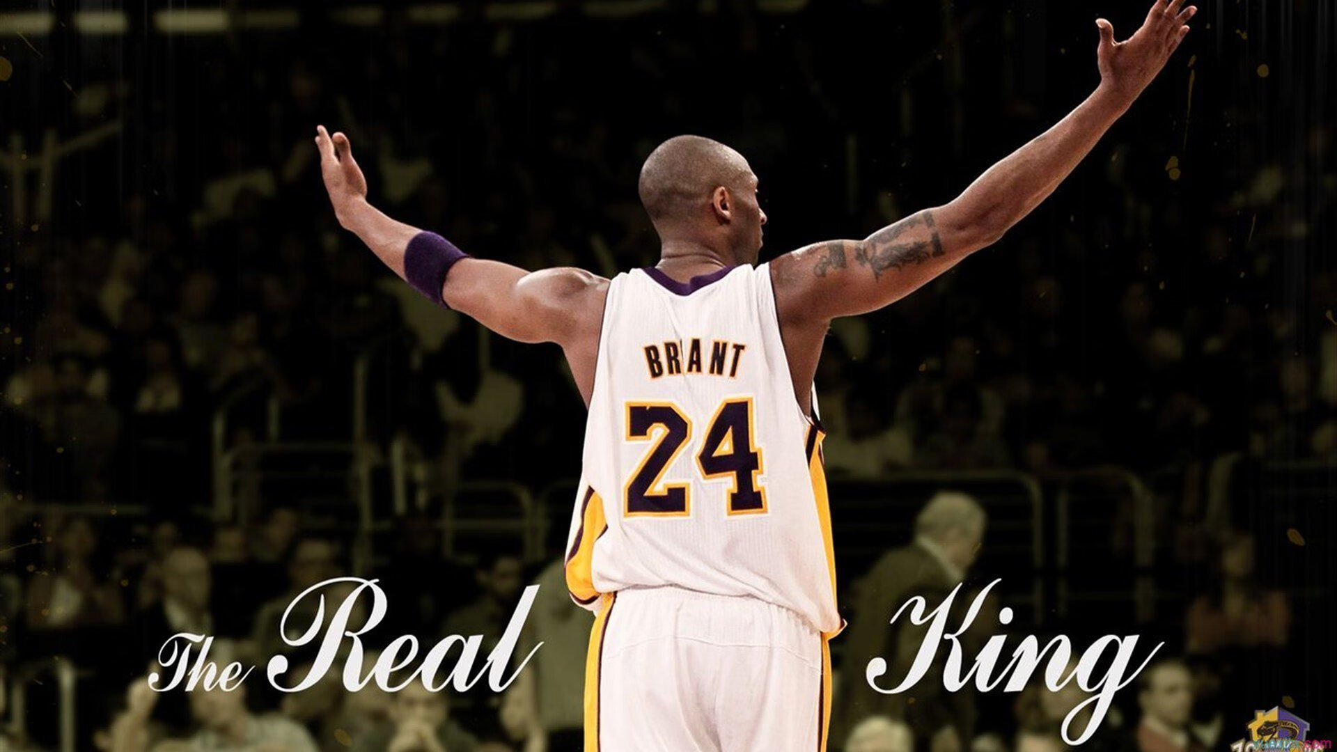 传奇永不灭：某某球队历史性的里程碑，传奇永不熄灭是谁唱的